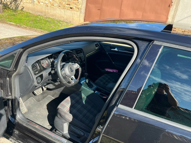VW Golf GTI, снимка 12 - Автомобили и джипове - 52655611