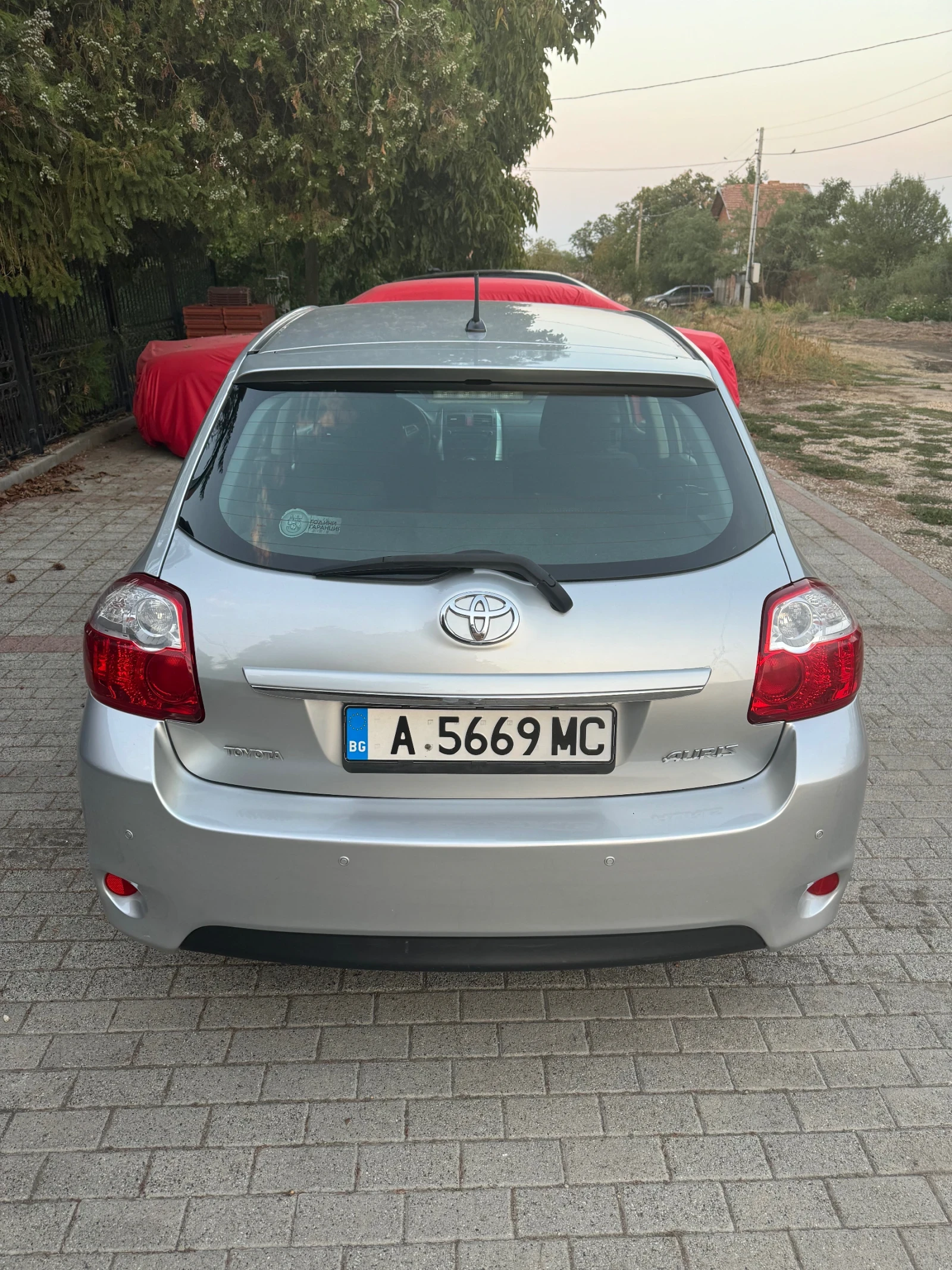 Toyota Auris  - изображение 4