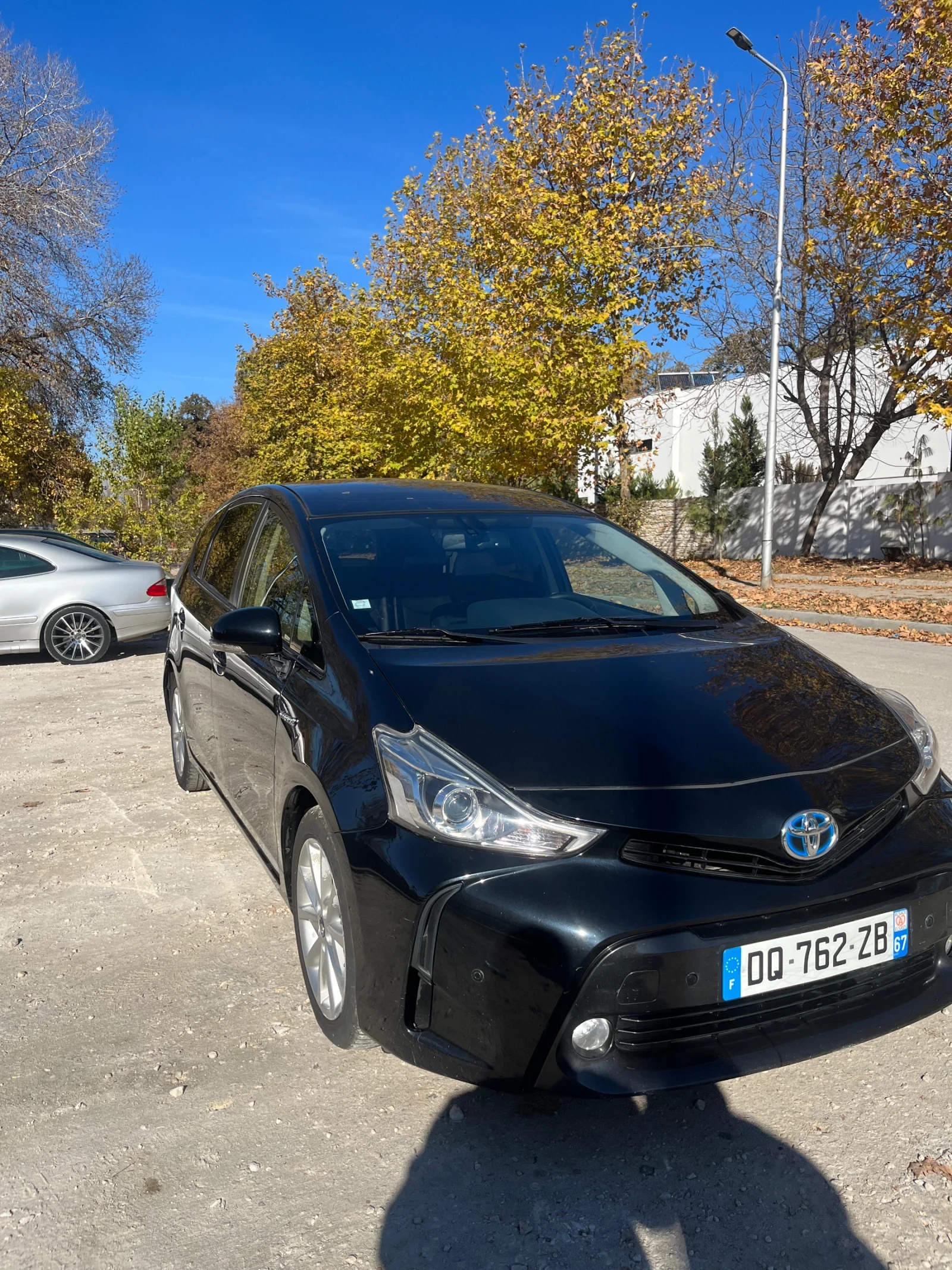 Toyota Prius + hybrid 1.8 exclusive - изображение 6