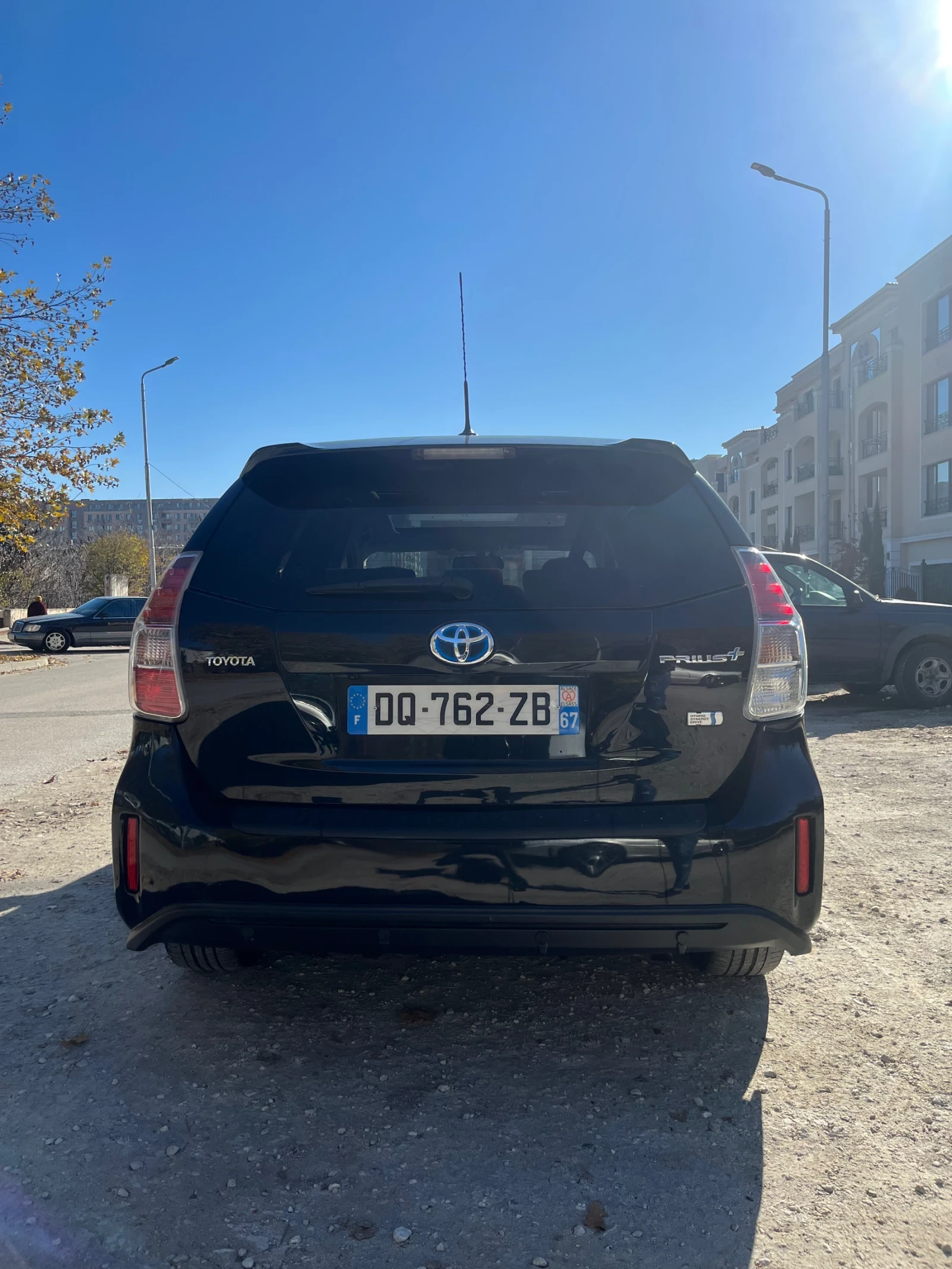 Toyota Prius + hybrid 1.8 exclusive - изображение 4