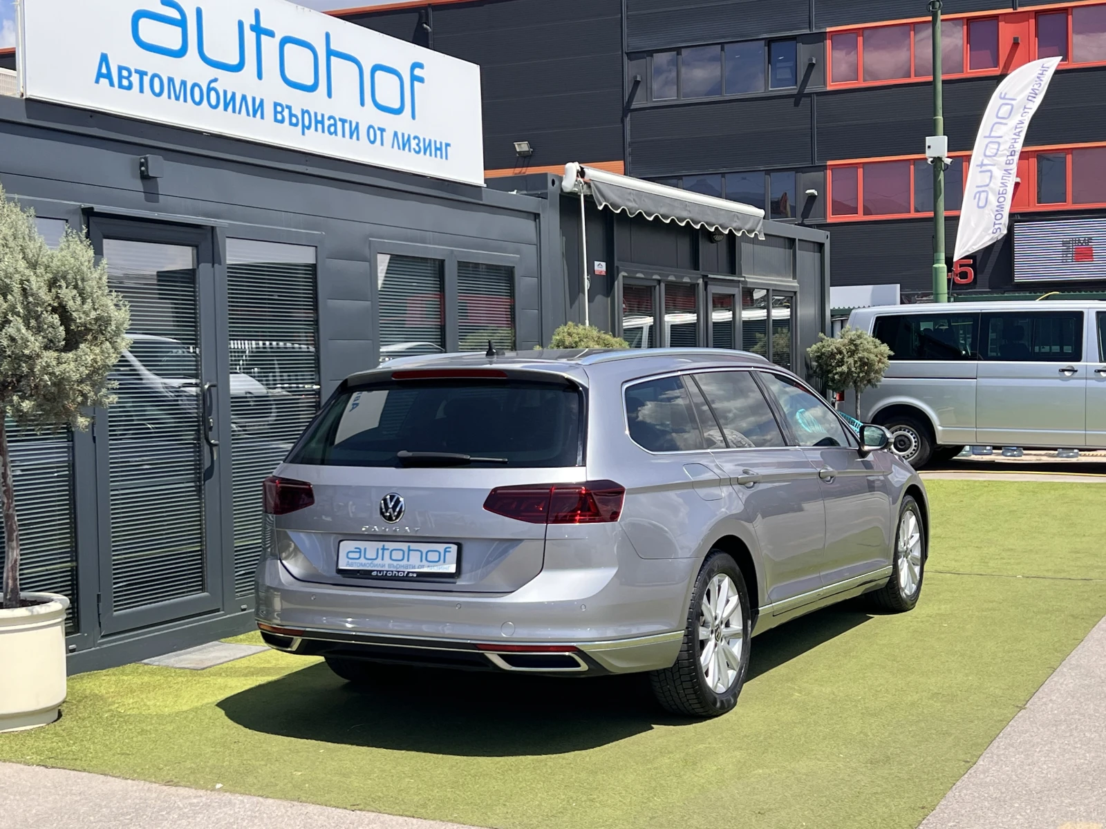 VW Passat Elegance/2.0TDI/150k.c./7AT/N1 - изображение 4