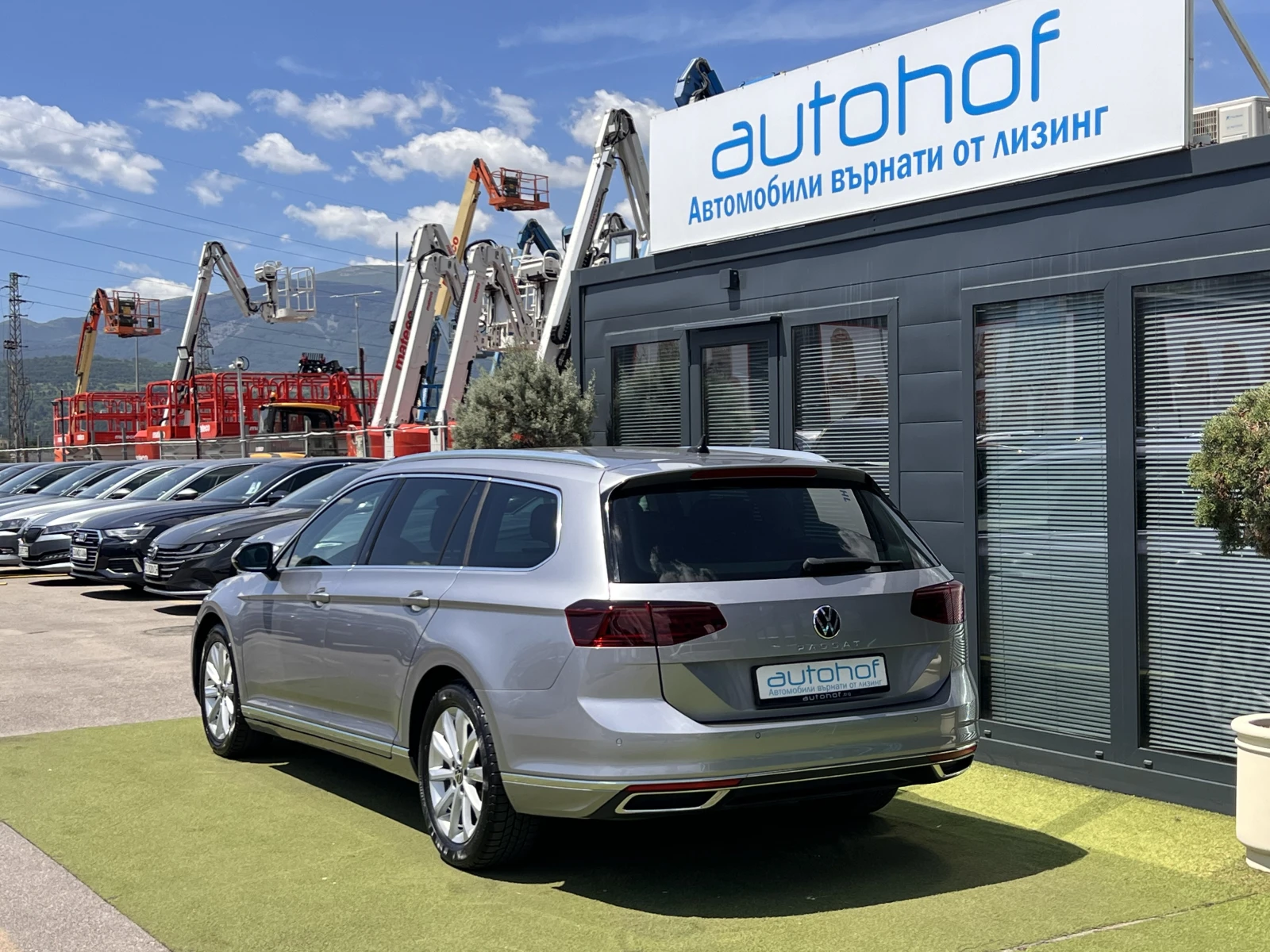 VW Passat Elegance/2.0TDI/150k.c./7AT/N1 - изображение 3