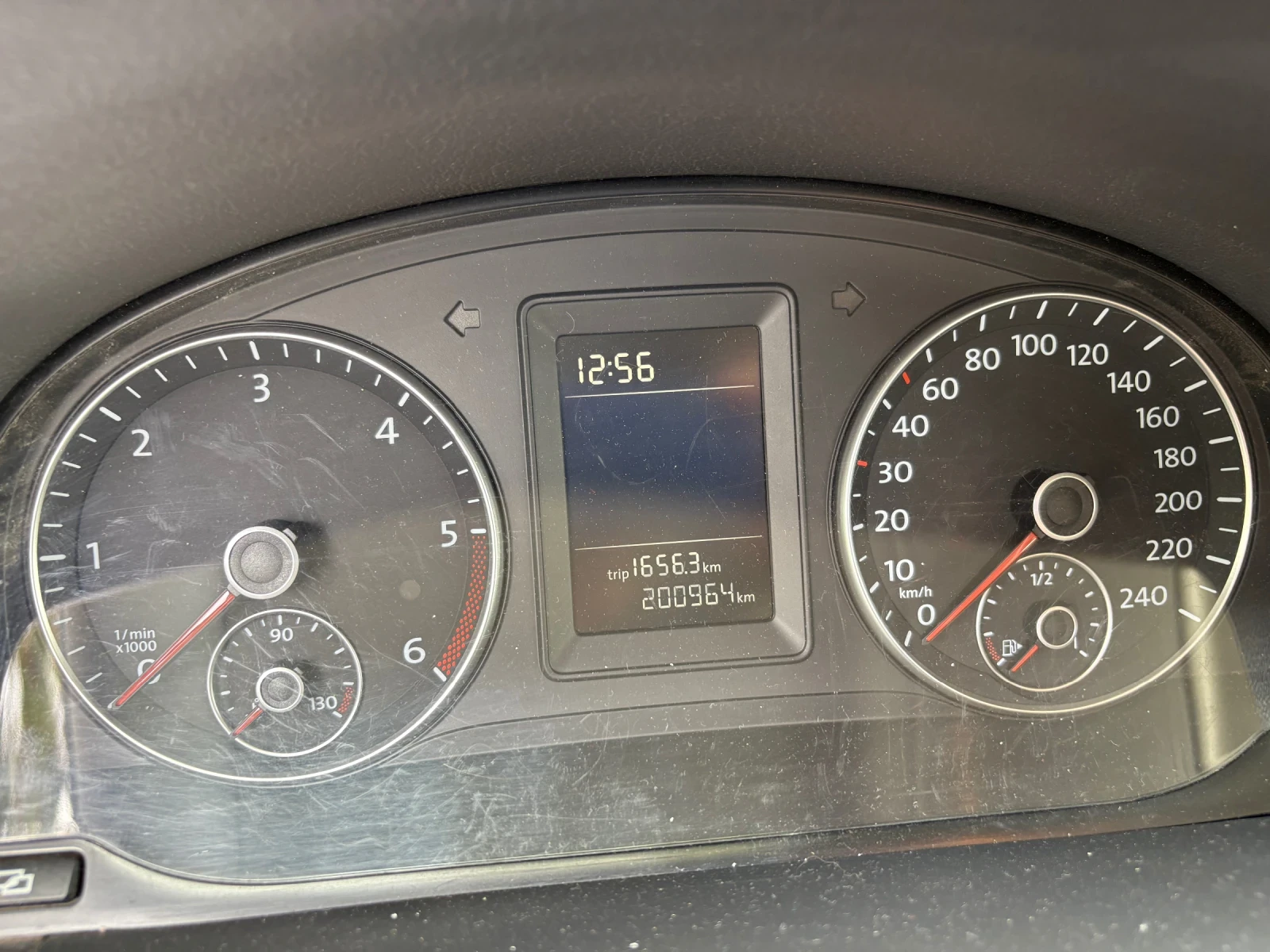 VW Touran  - изображение 7