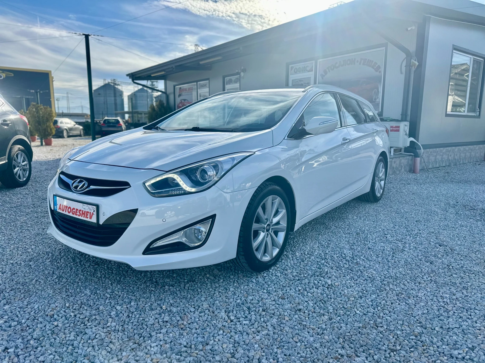 Hyundai I40 1.7 CRDI - изображение 2