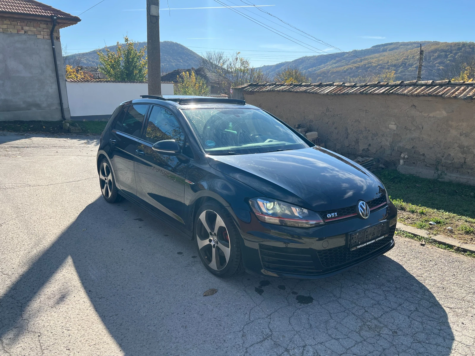 VW Golf GTI | Mobile.bg   2