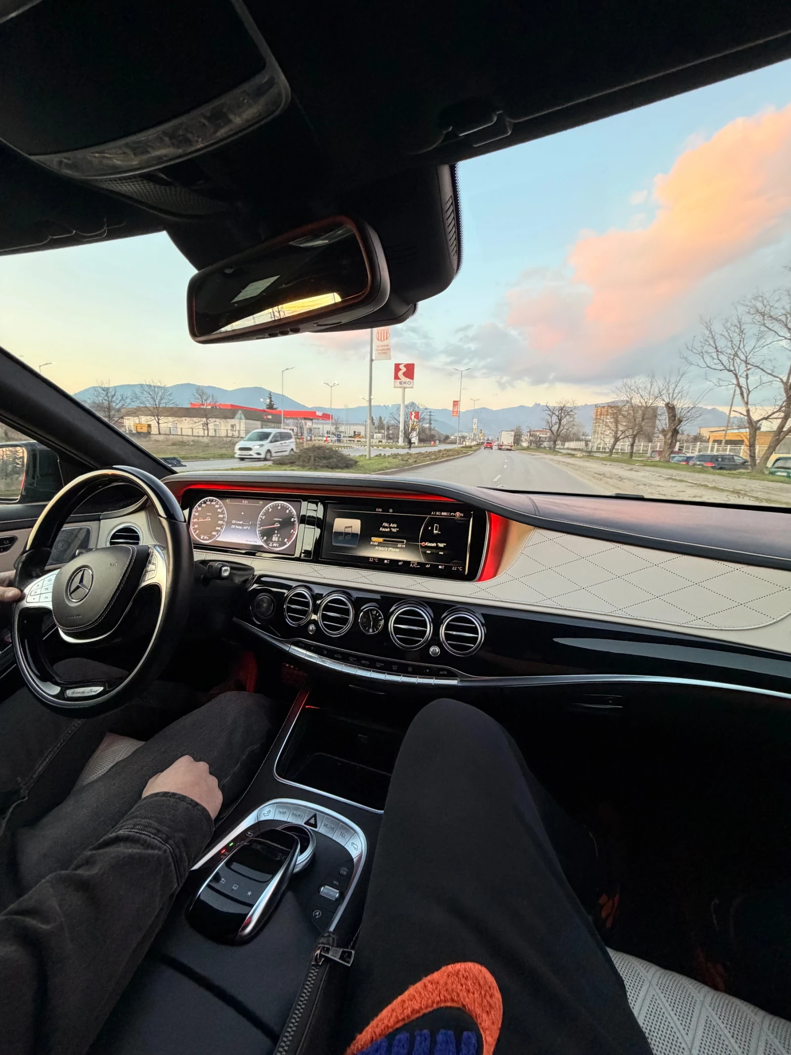 Mercedes-Benz S 550, снимка 14 - Автомобили и джипове - 52865478