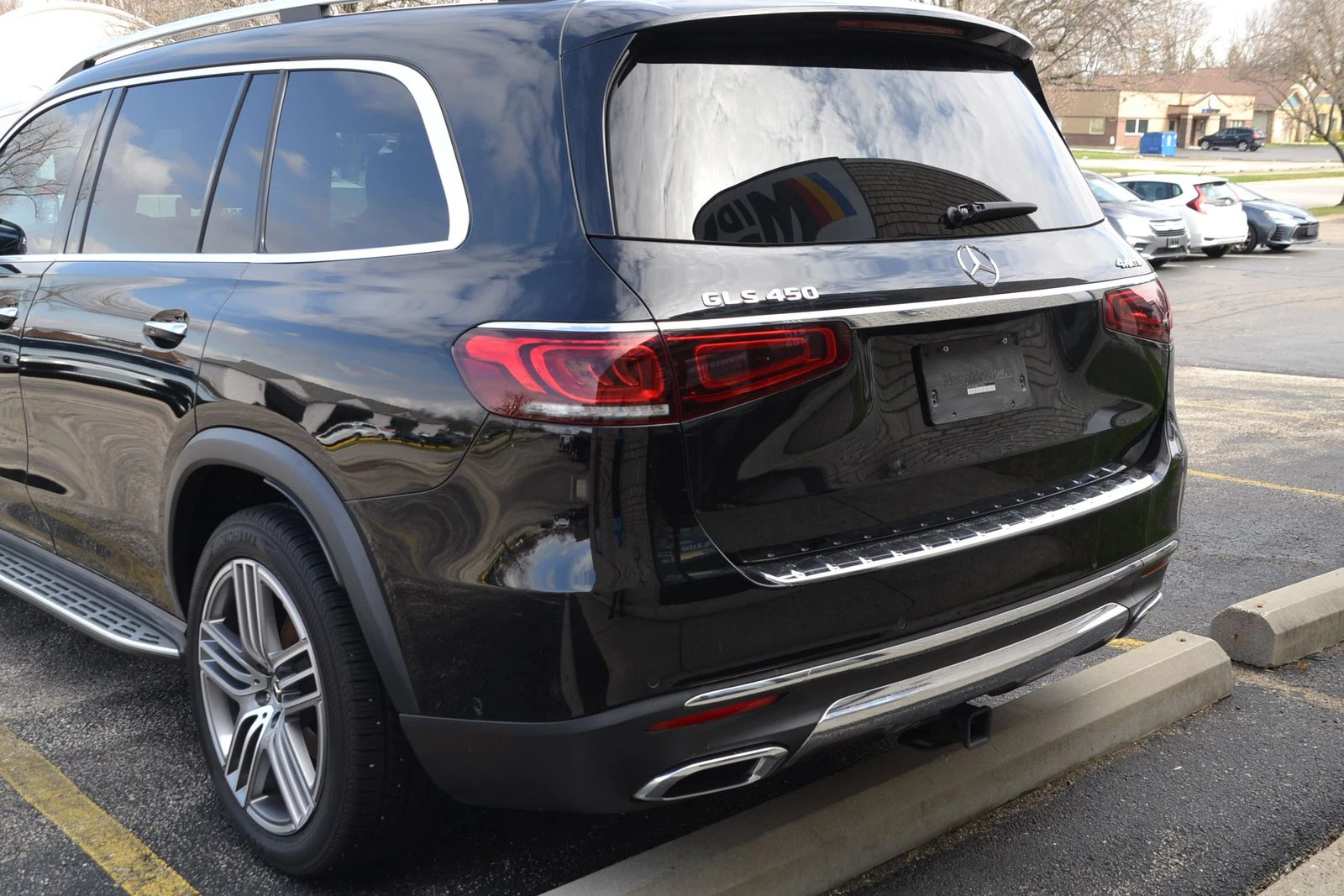 Mercedes-Benz GLS 450 2021| ВАКУМ| DISTRONIK| BURMASTER| PANO| AMBIENT| , снимка 3 - Автомобили и джипове - 53818608