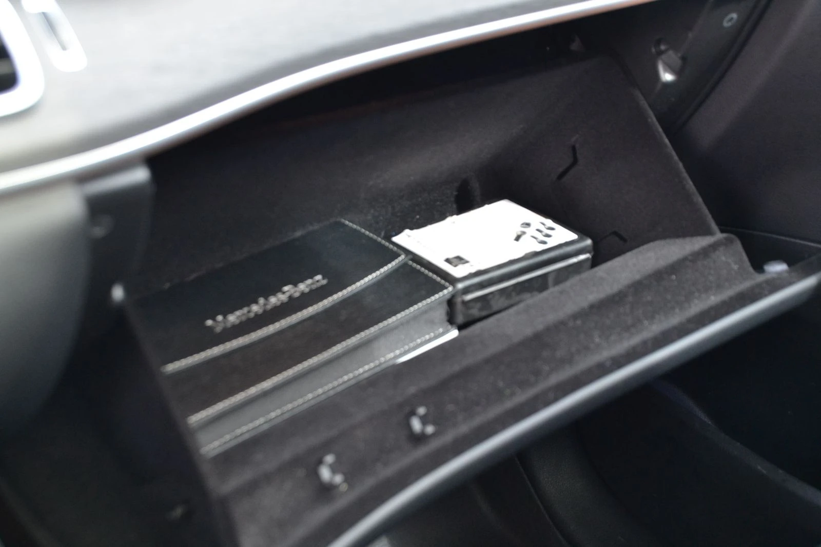 Mercedes-Benz GLS 450 2021| ВАКУМ| DISTRONIK| BURMASTER| PANO| AMBIENT| , снимка 12 - Автомобили и джипове - 53818608