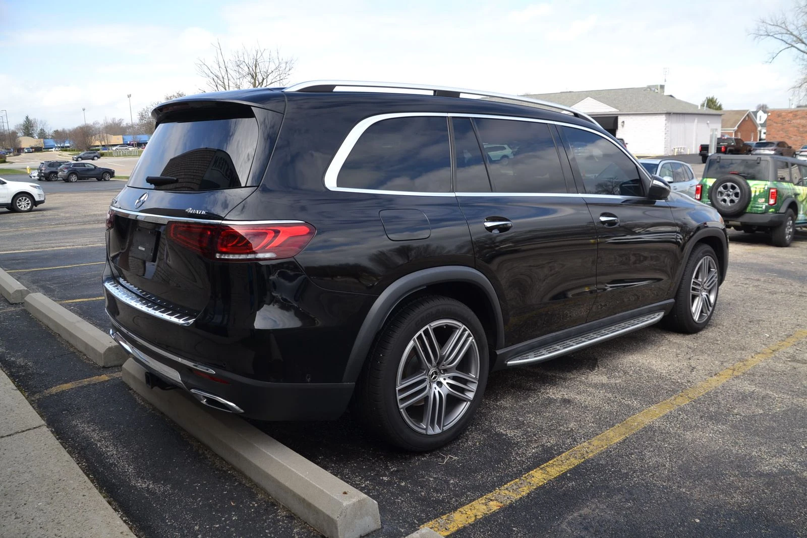 Mercedes-Benz GLS 450 2021| ВАКУМ| DISTRONIK| BURMASTER| PANO| AMBIENT| , снимка 5 - Автомобили и джипове - 53818608