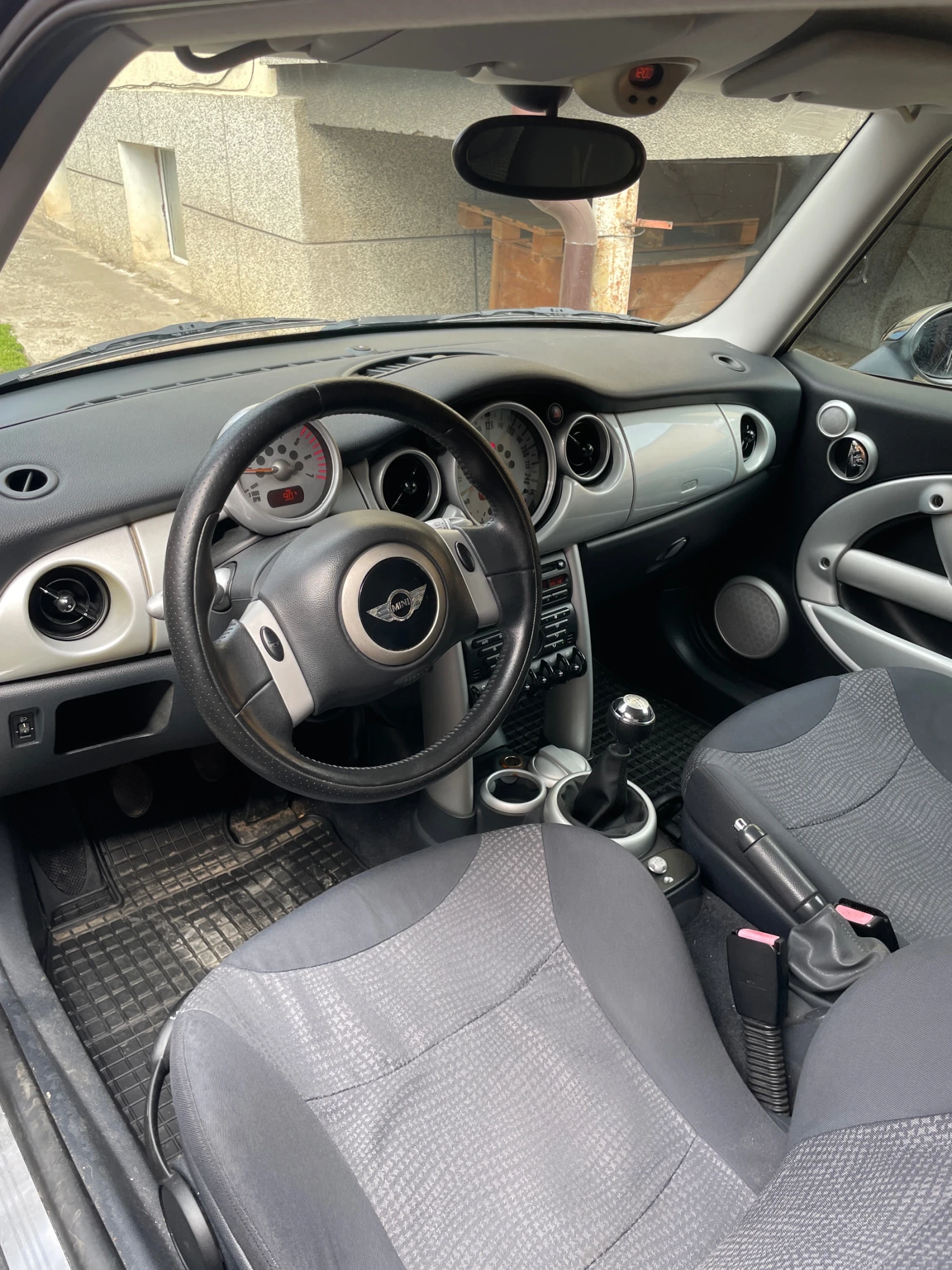 Mini D one, снимка 5 - Автомобили и джипове - 53859455