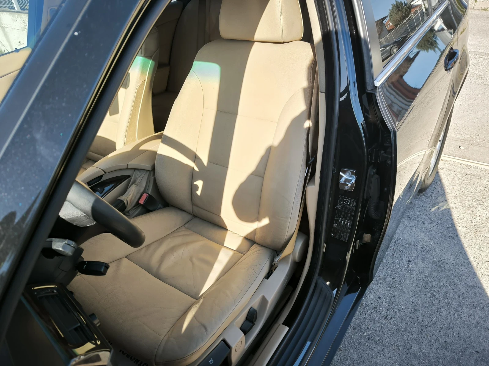 BMW 530 3.0D, снимка 15 - Автомобили и джипове - 54151636