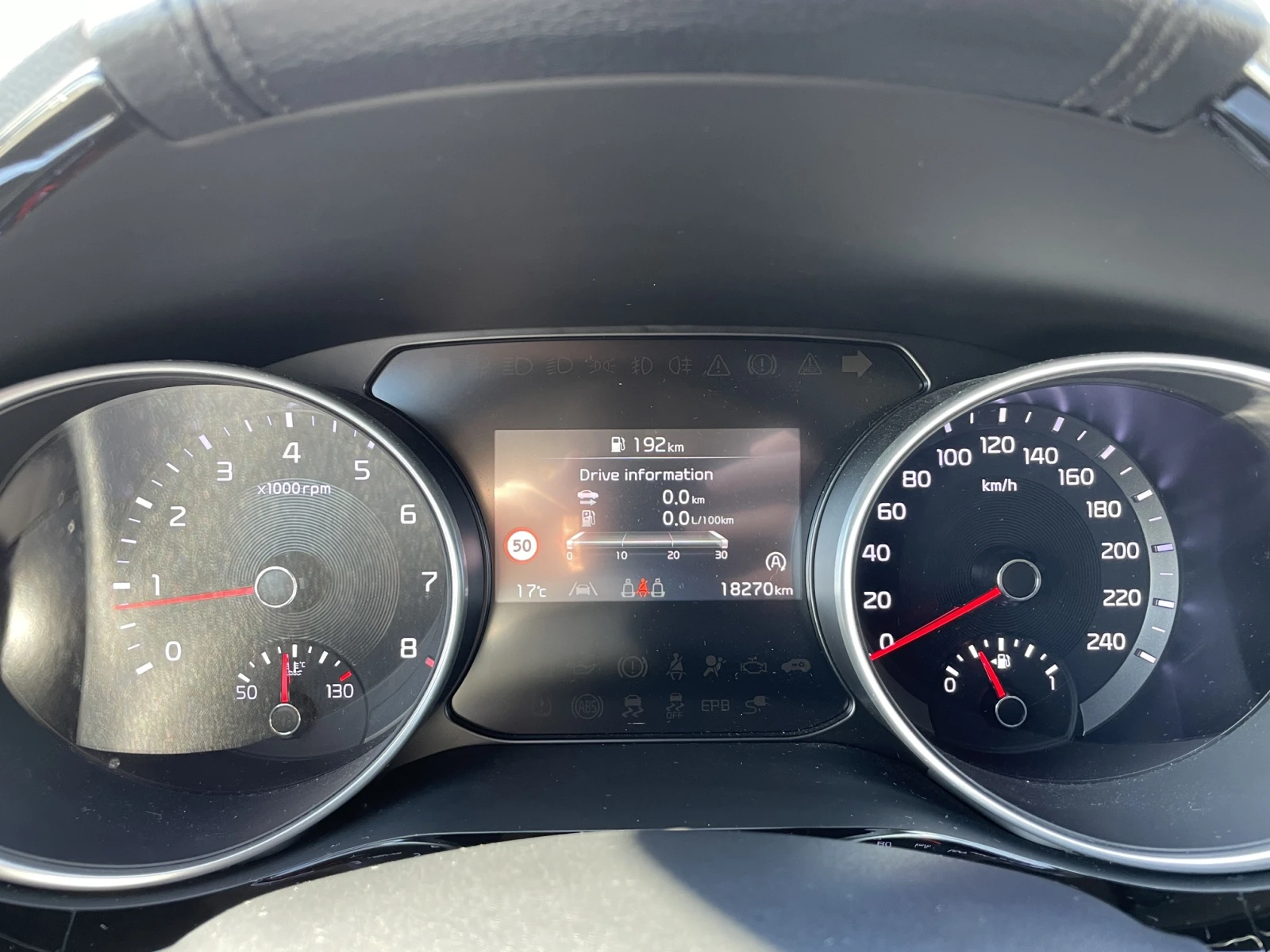 Kia XCeed Executive, снимка 8 - Автомобили и джипове - 54381618