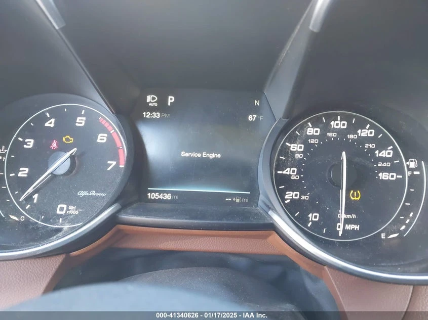 Alfa Romeo Giulia 2l Ti Awd, снимка 7 - Автомобили и джипове - 54384858