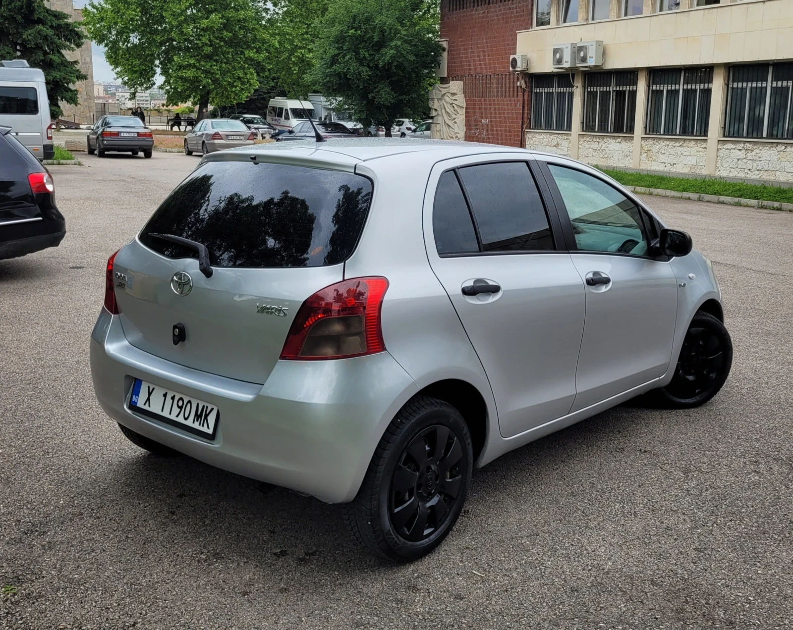 Toyota Yaris 1.4 D4D, снимка 2 - Автомобили и джипове - 54643389