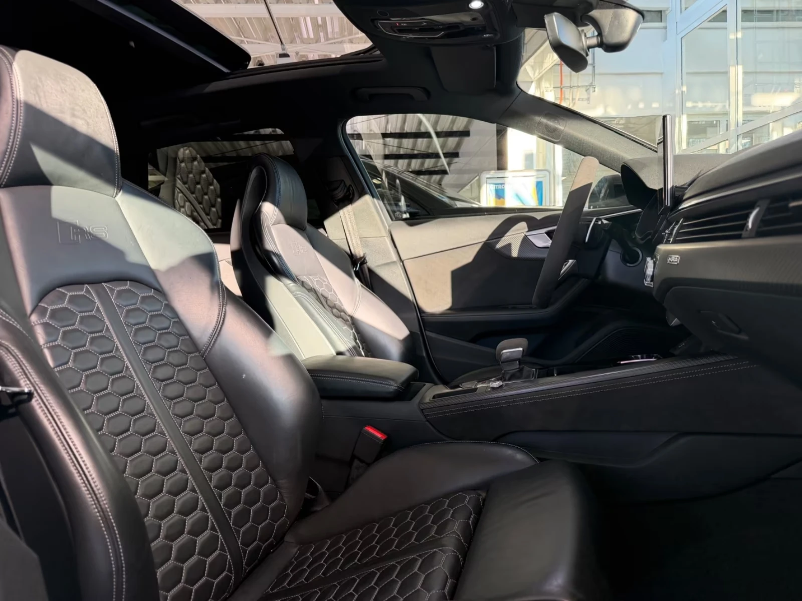 Audi Rs4 FACELIFT / CARBON / HUD / BLACK OPTIC / PANO / B&O | Mobile.bg � ����������� 16