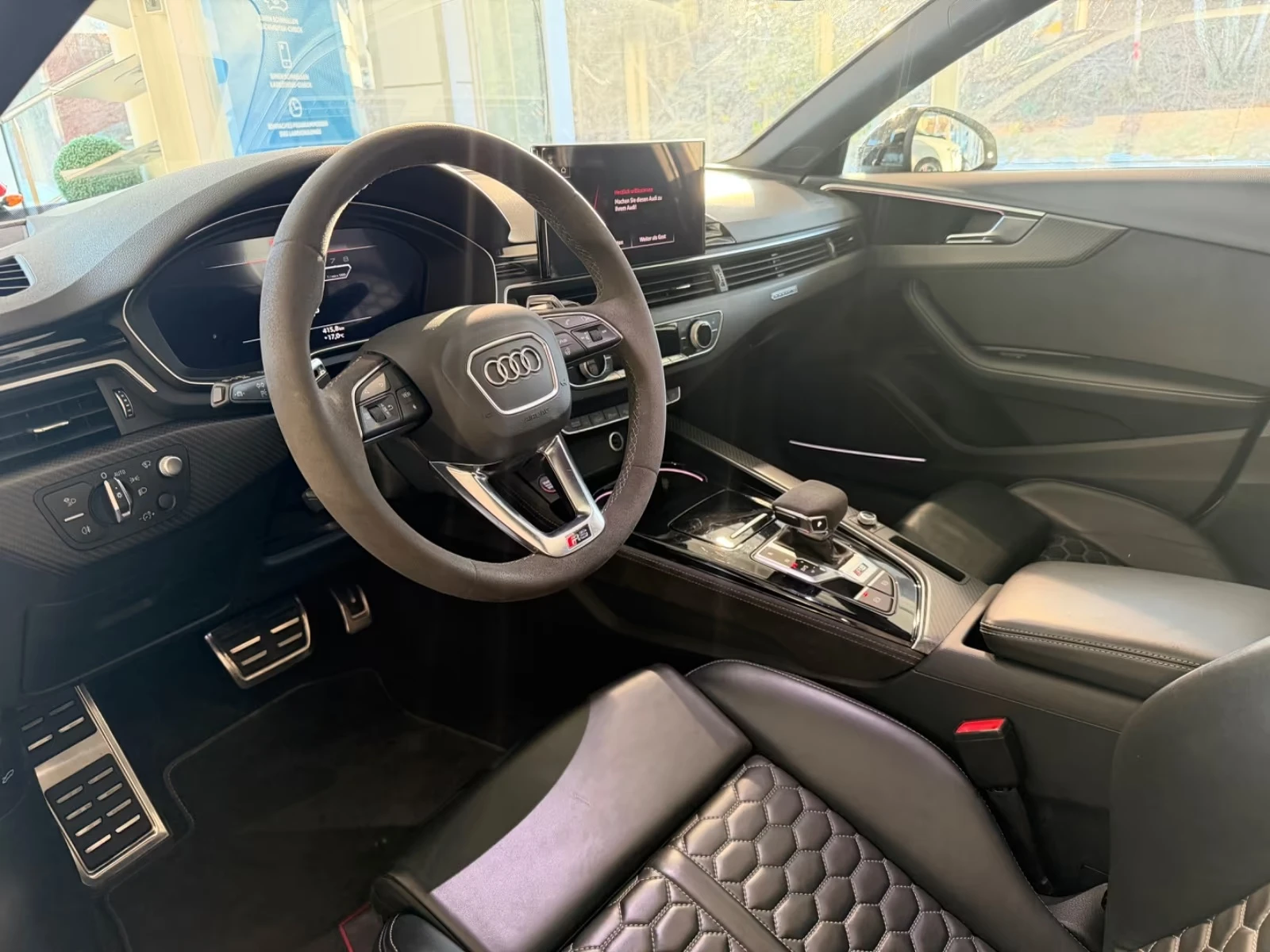 Audi Rs4 FACELIFT / CARBON / HUD / BLACK OPTIC / PANO / B&O | Mobile.bg � ����������� 10