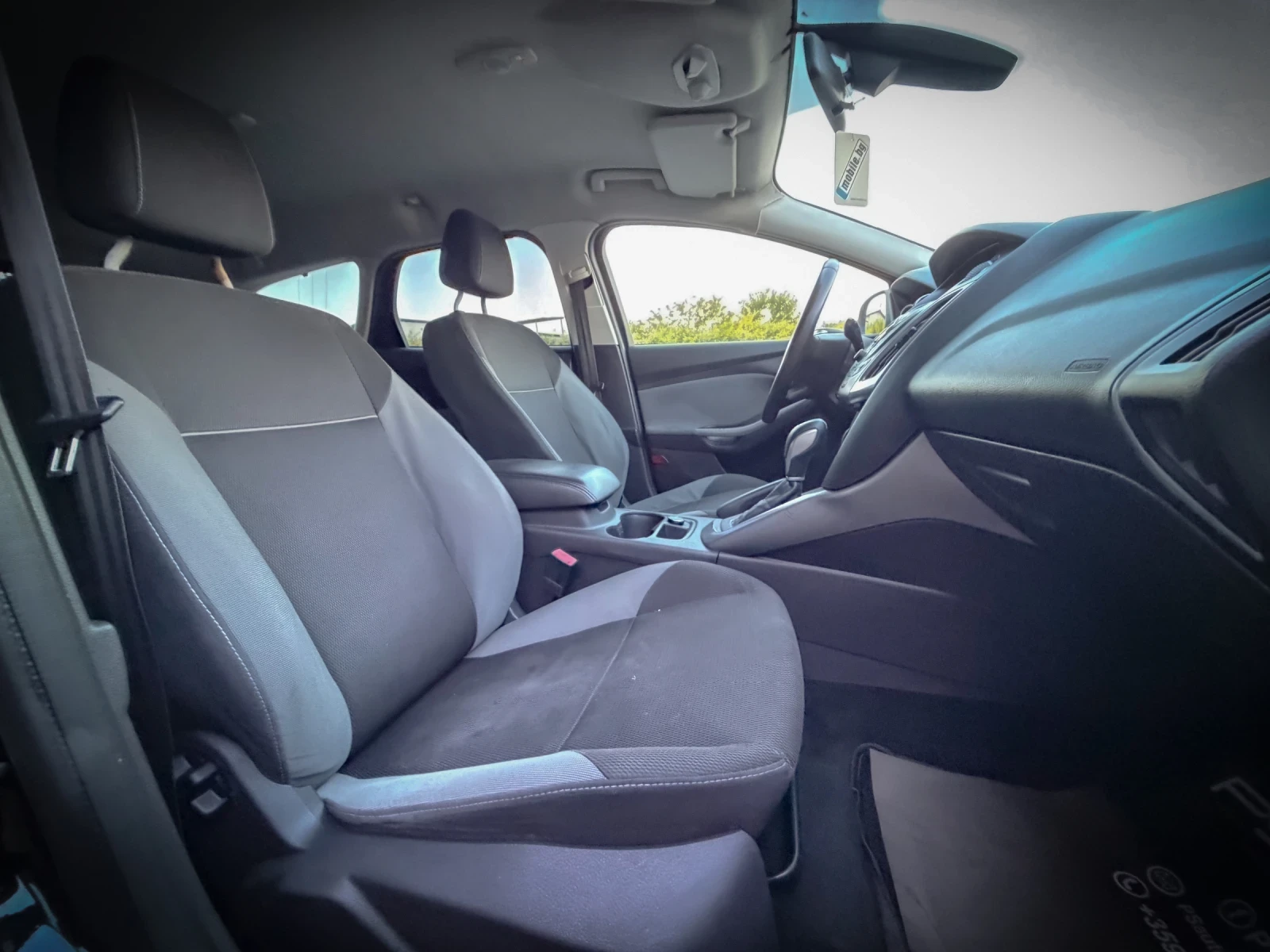 Ford Focus 2.0TDCi / Лети Джанти / АВТОМАТИК, снимка 10 - Автомобили и джипове - 55468805