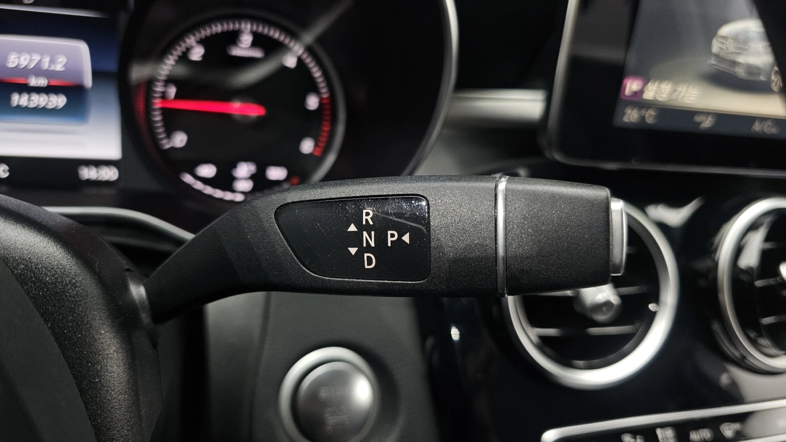 Mercedes-Benz C 220 Avantgarde autoprime.bg, снимка 9 - Автомобили и джипове - 56065180