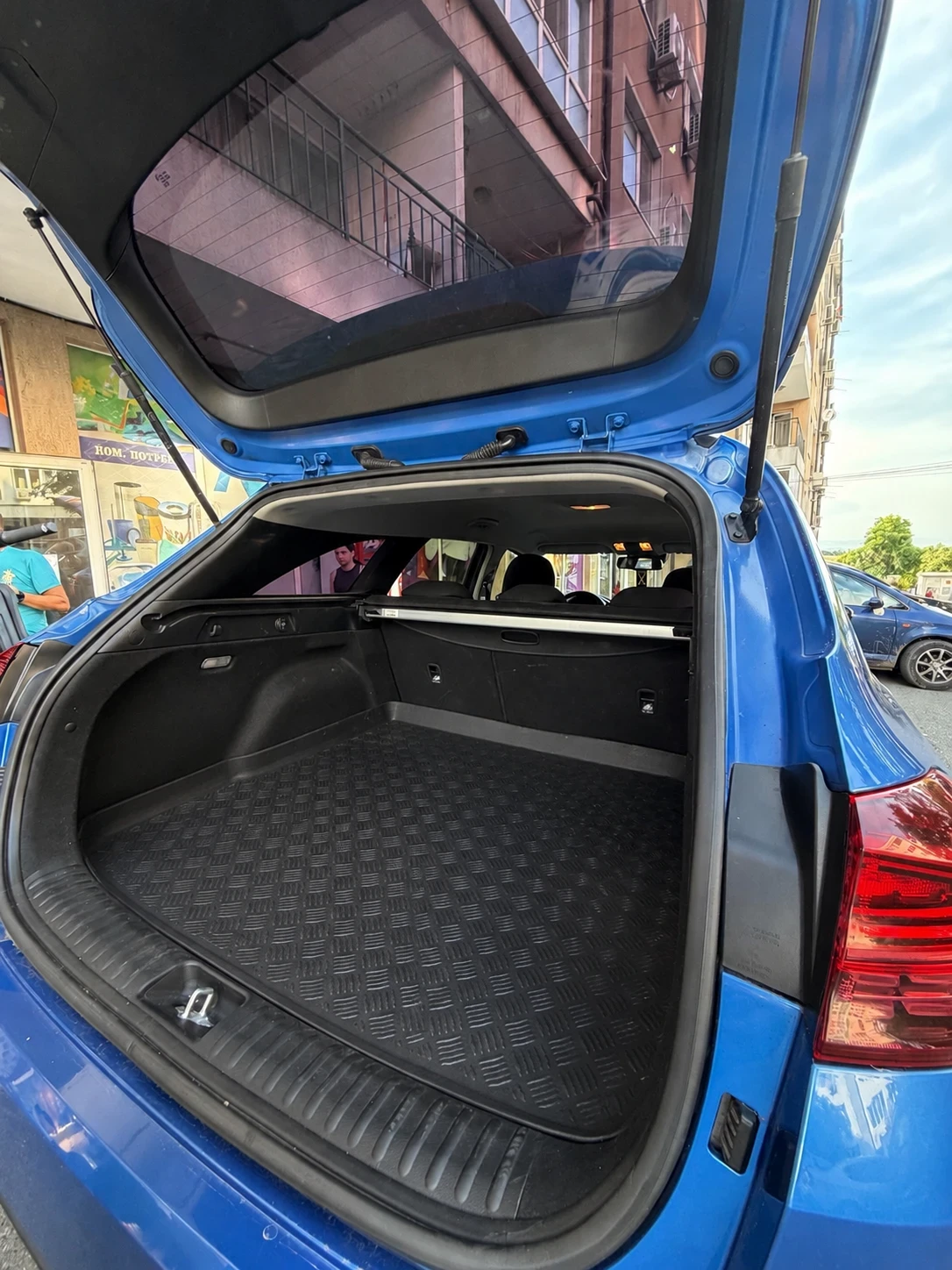 Kia Ceed, снимка 5 - Автомобили и джипове - 56221754