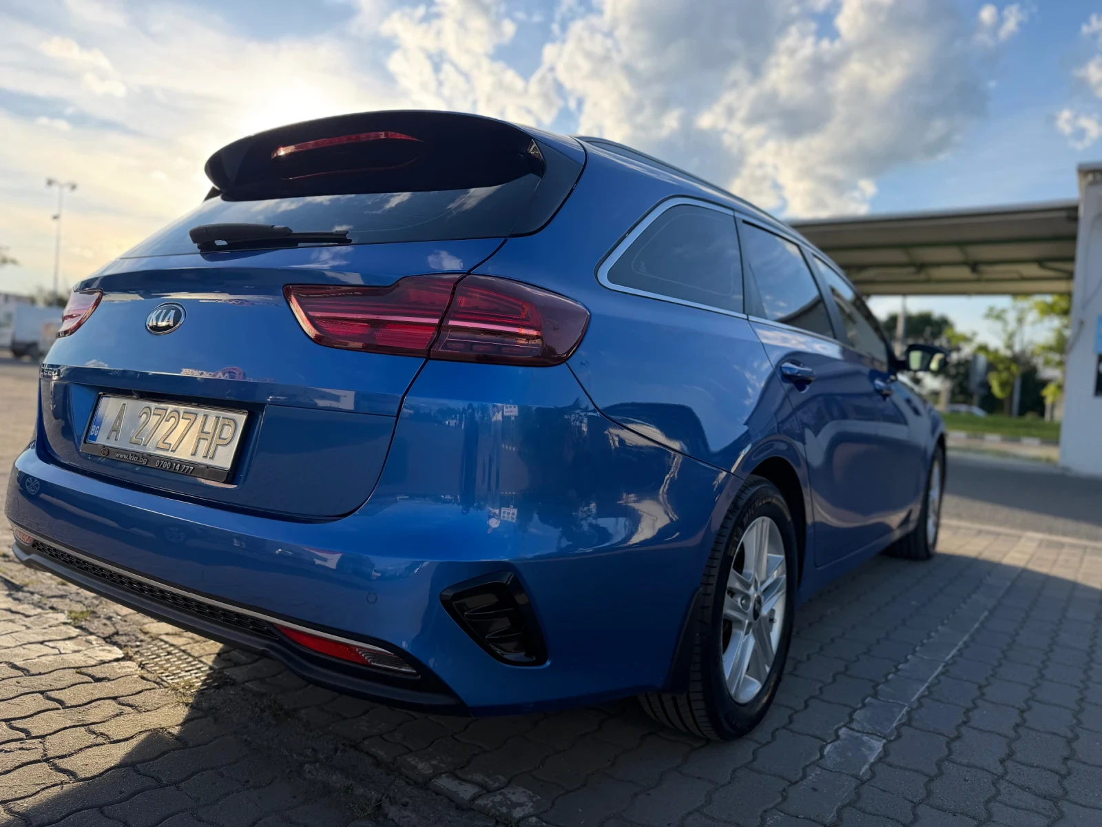 Kia Ceed, снимка 2 - Автомобили и джипове - 56221754