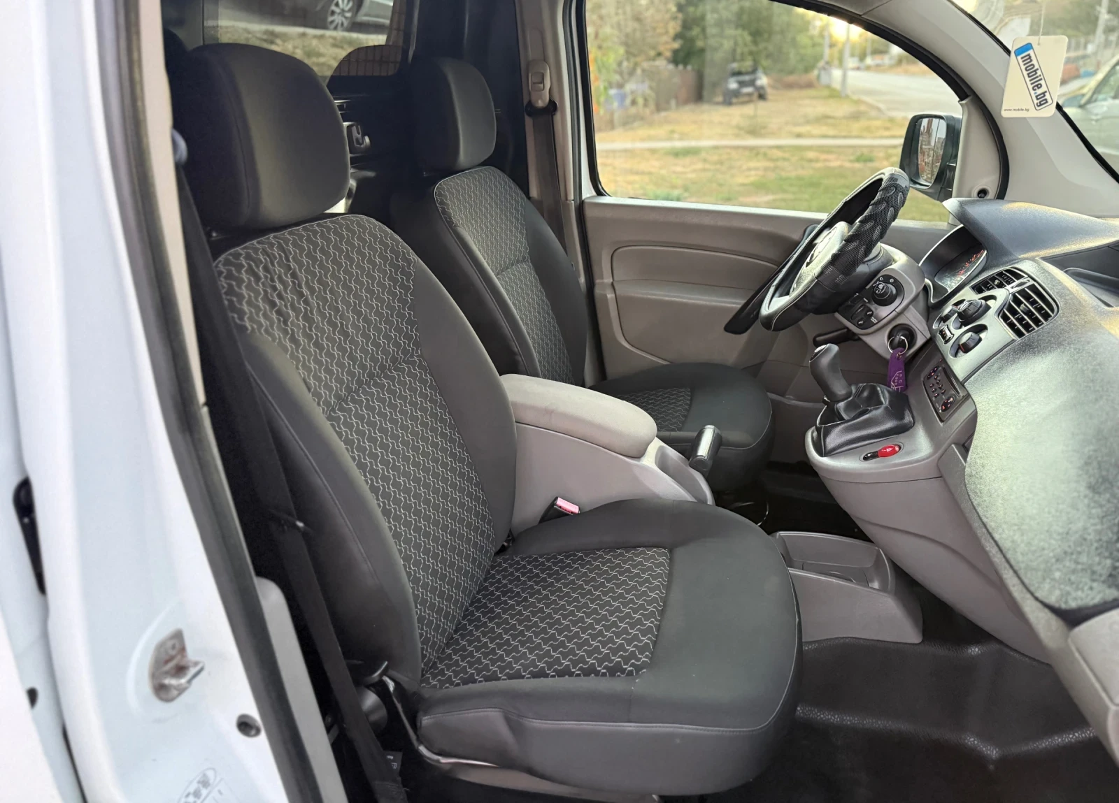 Renault Kangoo, снимка 11 - Автомобили и джипове - 56352899