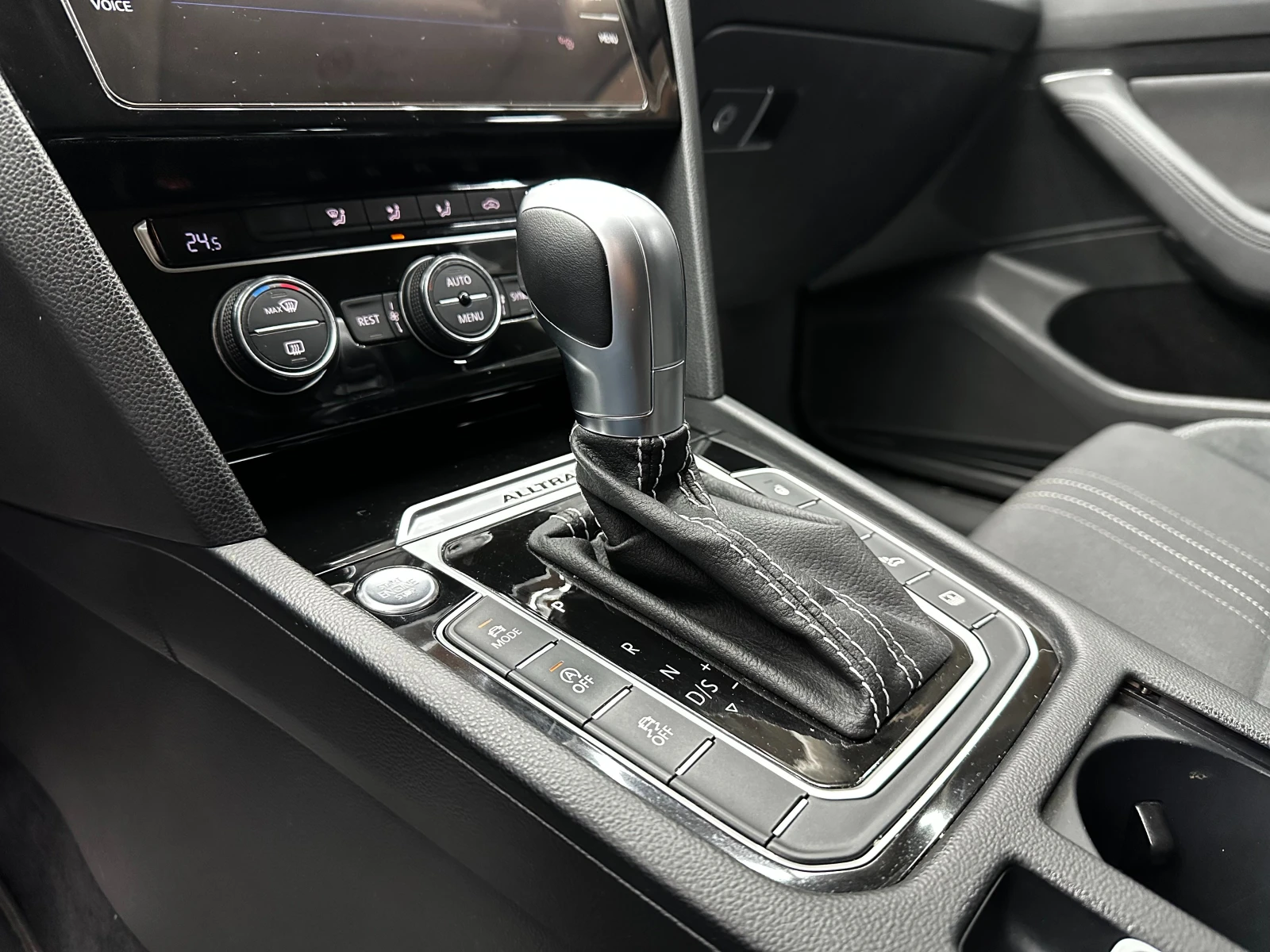 VW Passat Alltrack/239кс/4Motion/LED/Digital, снимка 11 - Автомобили и джипове - 56506366
