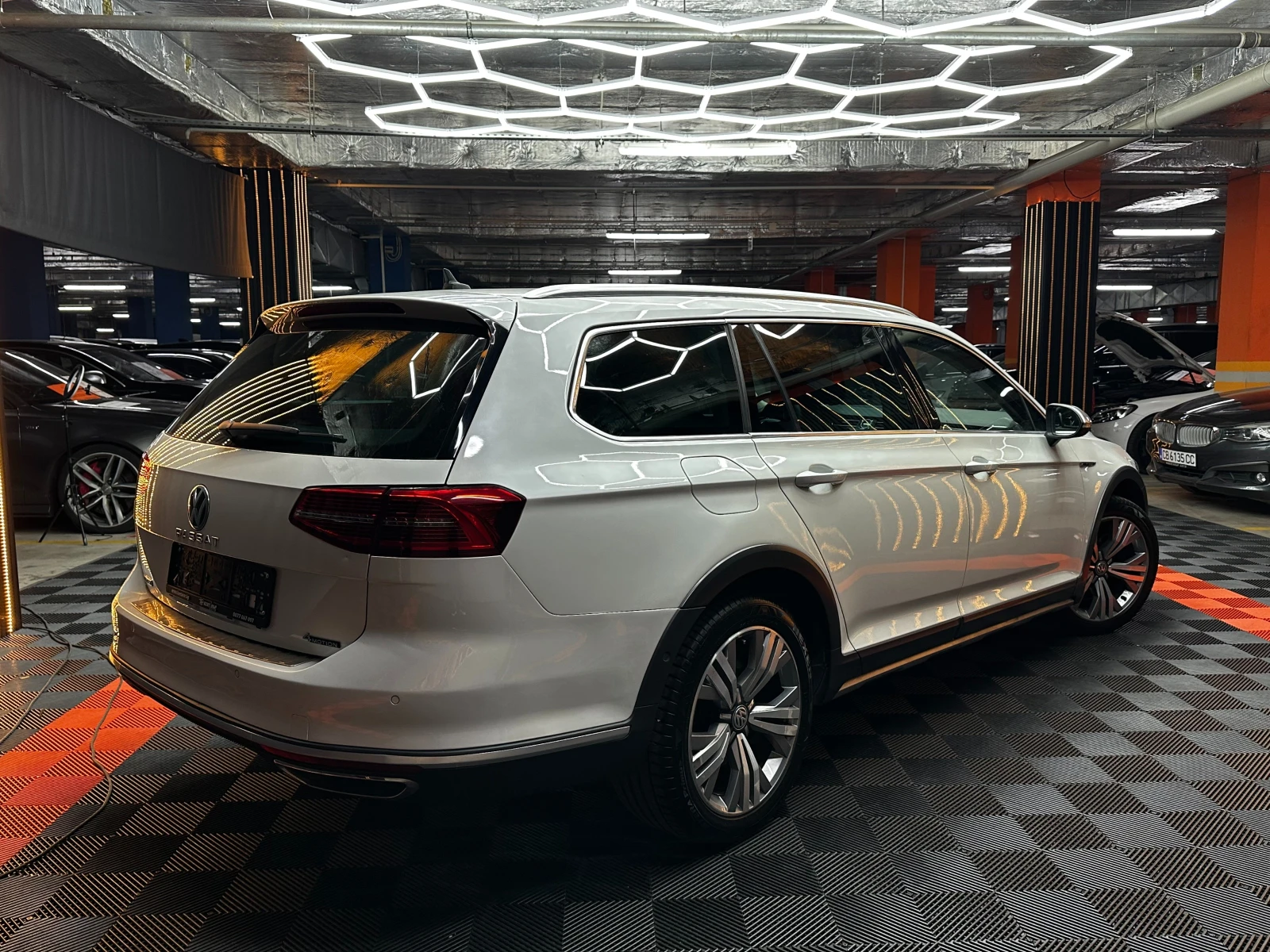 VW Passat Alltrack/239кс/4Motion/LED/Digital, снимка 5 - Автомобили и джипове - 56506366