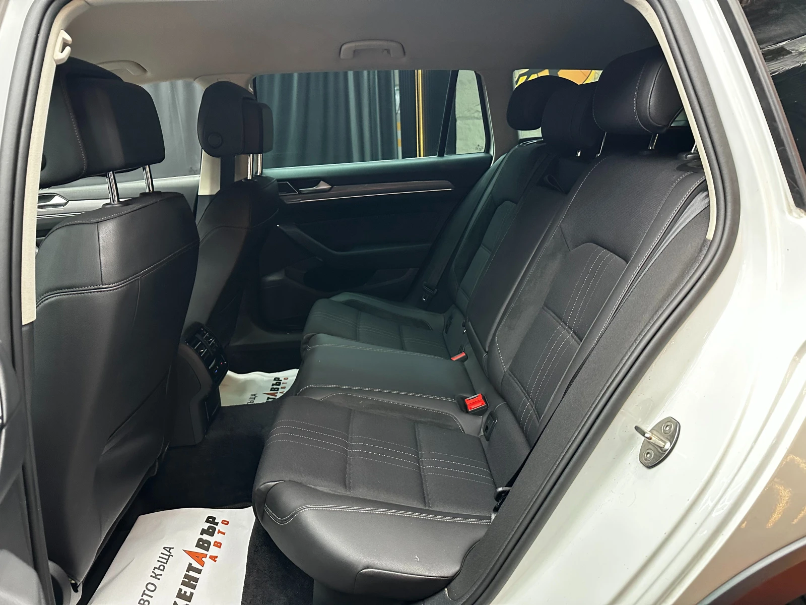 VW Passat Alltrack/239кс/4Motion/LED/Digital, снимка 9 - Автомобили и джипове - 56506366