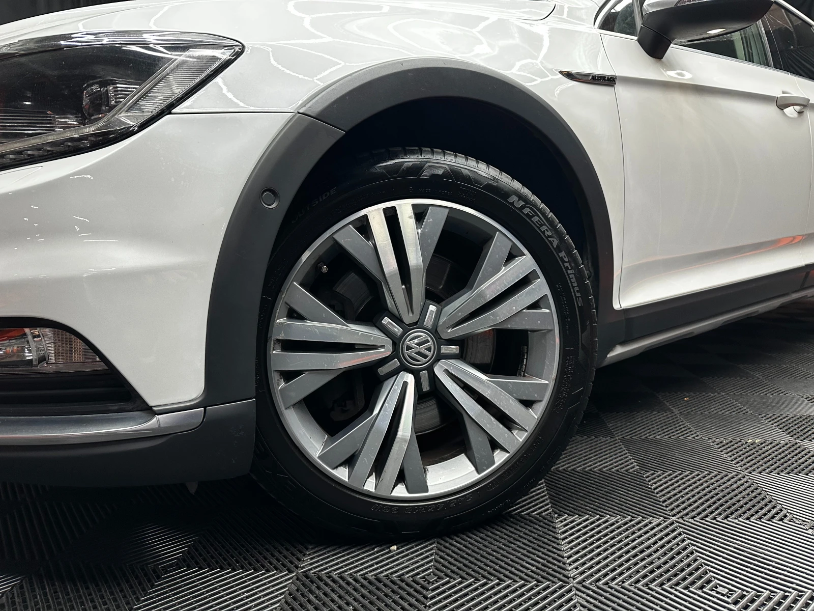 VW Passat Alltrack/239кс/4Motion/LED/Digital, снимка 2 - Автомобили и джипове - 56506366