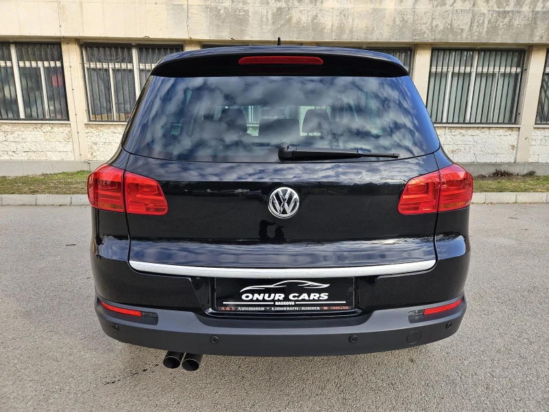 VW Tiguan 2.0 TDI /4-MOTION/ПОДГРЕВ/XENON/NAVI/ТОП СЪСТОЯНИЕ, снимка 6 - Автомобили и джипове - 49243770