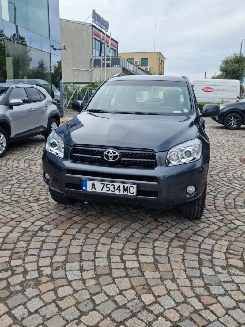 Toyota Rav4, снимка 7 - Автомобили и джипове - 52653872