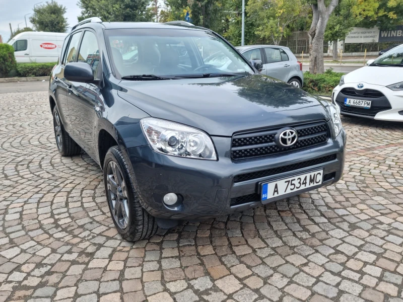 Toyota Rav4, снимка 15 - Автомобили и джипове - 52653872