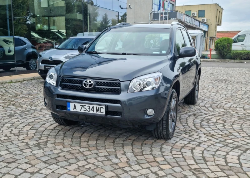 Toyota Rav4, снимка 8 - Автомобили и джипове - 52653872