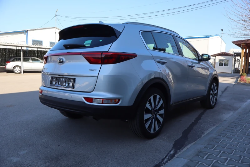 Kia Sportage 2.0CRDI* 4X4* , снимка 4 - Автомобили и джипове - 52801647