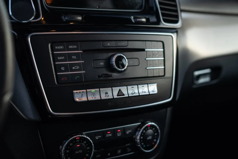 Mercedes-Benz GLE 350, снимка 5 - Автомобили и джипове - 53180012