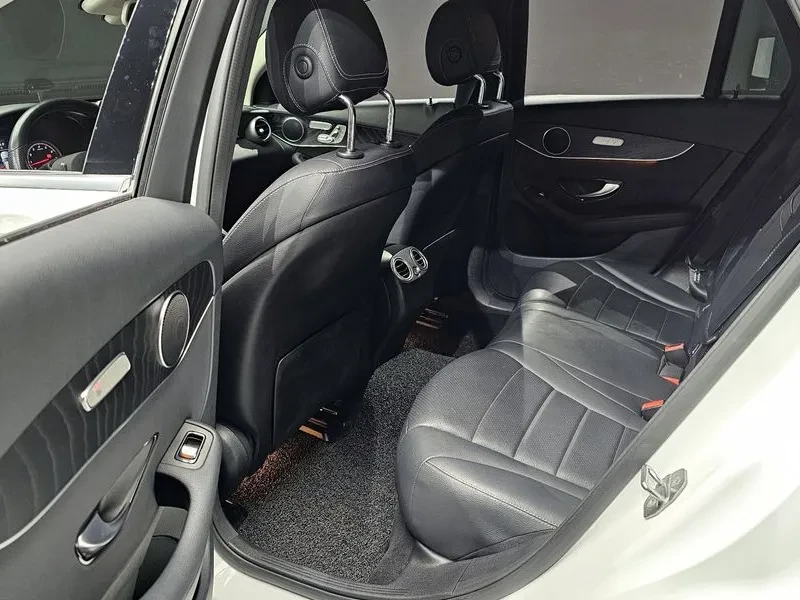 Mercedes-Benz GLC 300 4Matic, снимка 12 - Автомобили и джипове - 55750581