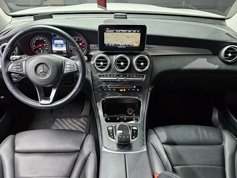 Mercedes-Benz GLC 300 4Matic, снимка 7 - Автомобили и джипове - 55750581
