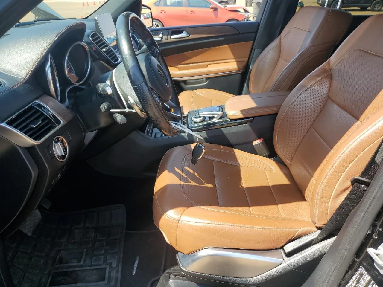 Mercedes-Benz GLS 500 4MATIC* AMG* PANO* МАСАЖ* 7МЕСТА* ФИКС.ЦЕНА - изображение 9