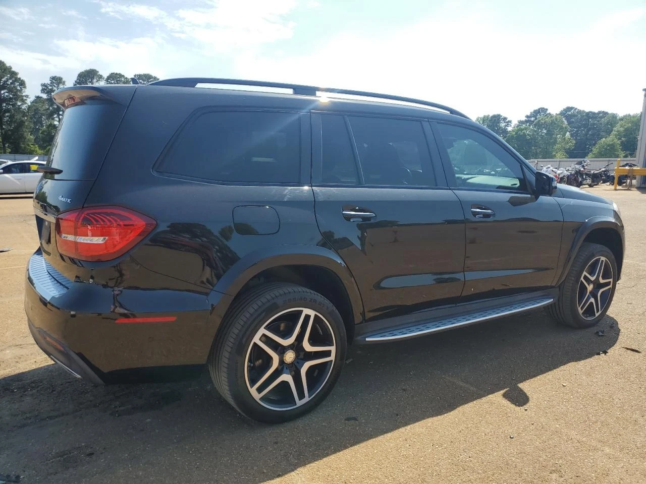 Mercedes-Benz GLS 500 4MATIC* AMG* PANO* МАСАЖ* 7МЕСТА* ФИКС.ЦЕНА - изображение 6