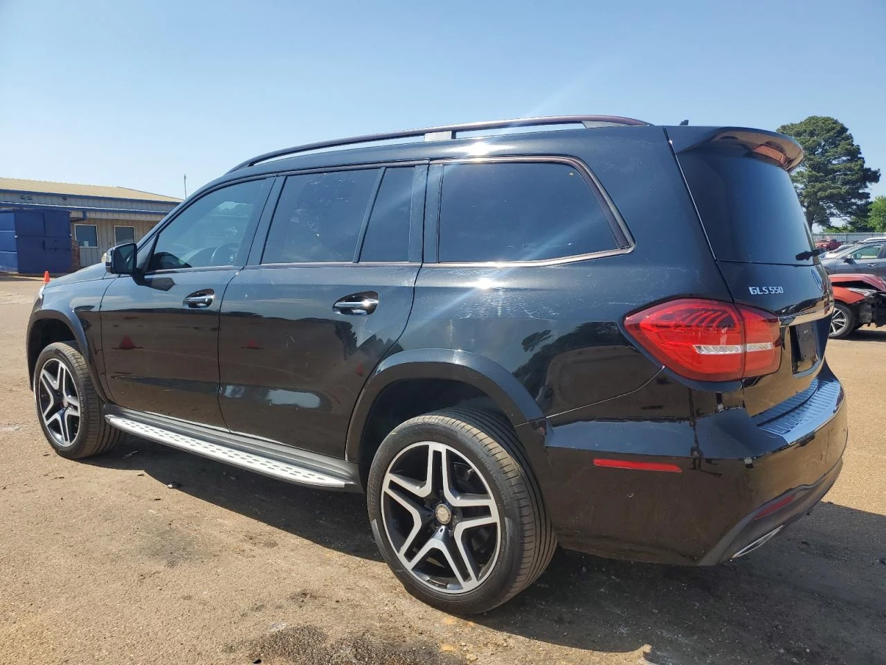 Mercedes-Benz GLS 500 4MATIC* AMG* PANO* МАСАЖ* 7МЕСТА* ФИКС.ЦЕНА - изображение 4