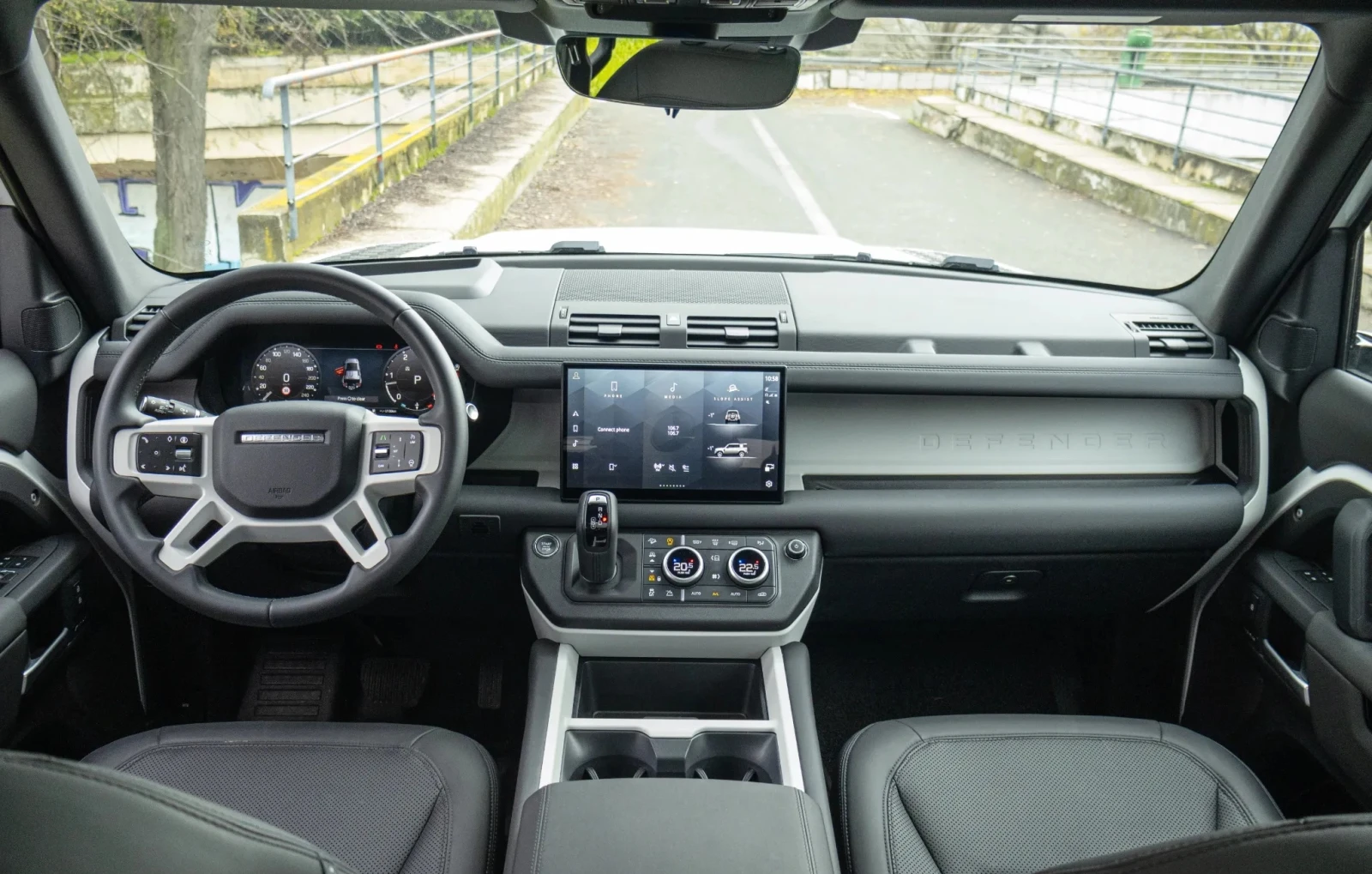 Land Rover Defender D300 MHEV X-Dynamic SE | Mobile.bg   7