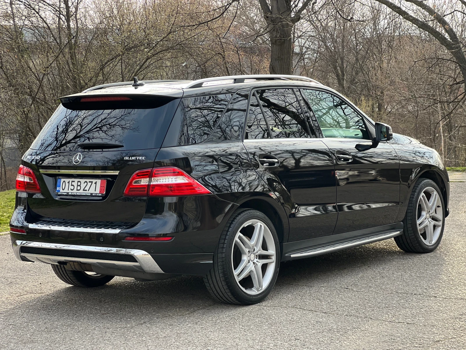 Mercedes-Benz ML 350 AMG/DISTRONIK/EDITION1/DESIGNO/MEMORY, снимка 5 - Автомобили и джипове - 53790783