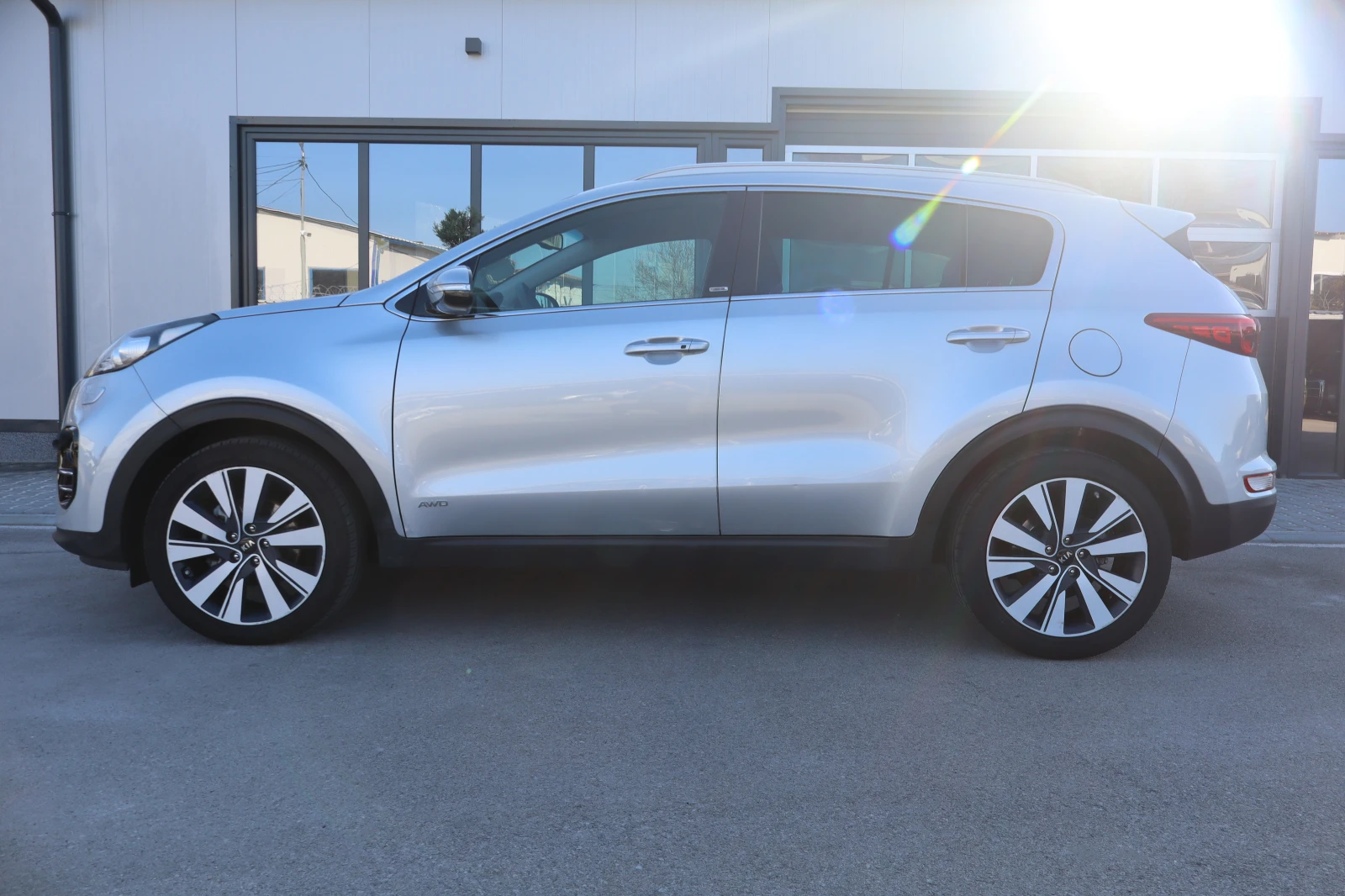 Kia Sportage 2.0CRDI* 4X4*  - изображение 7