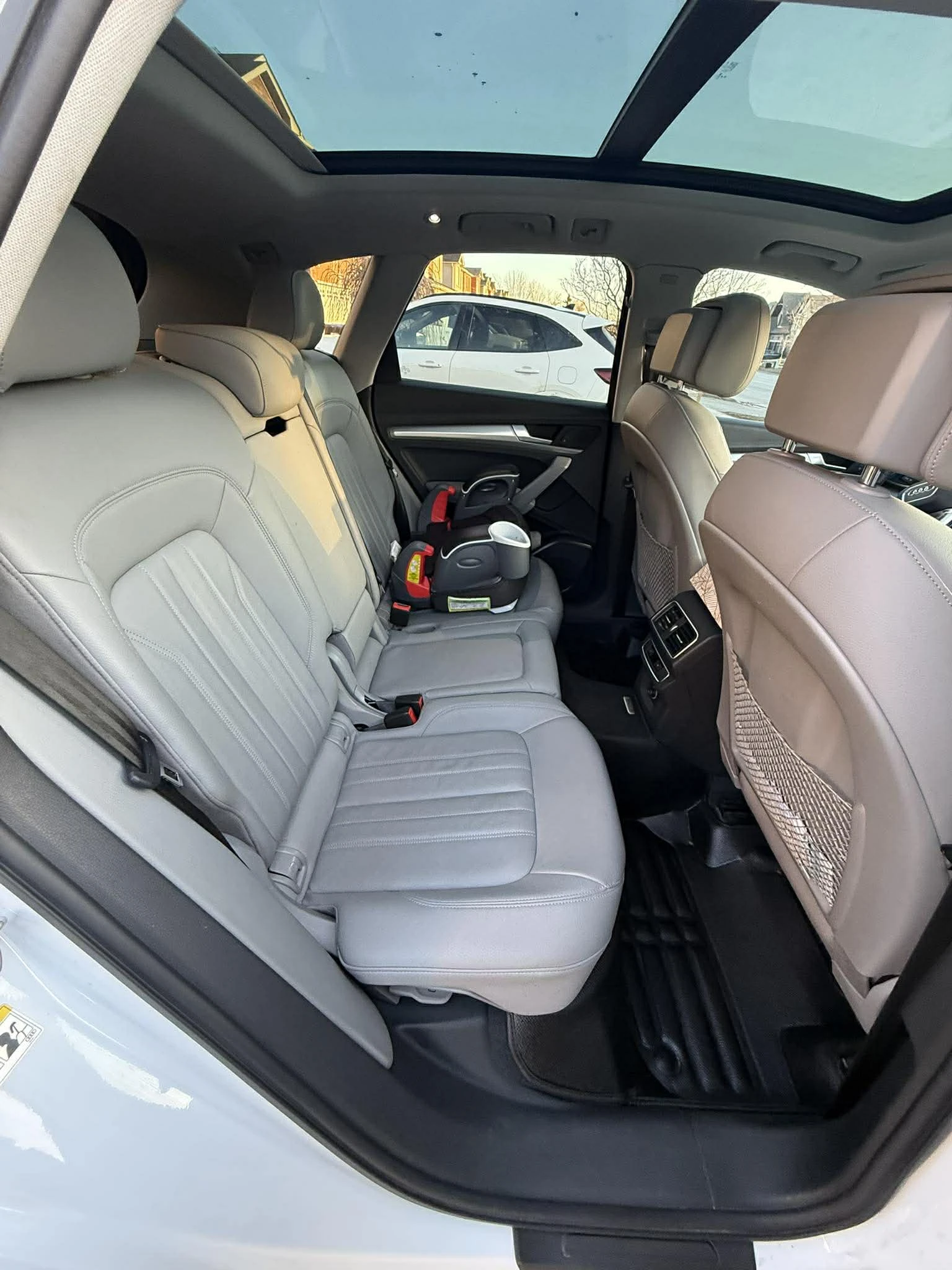 Audi Q5 * Progressiv* ПАНОРАМА* ПОДГРЕВИ* KEYLESS* , снимка 9 - Автомобили и джипове - 53811590