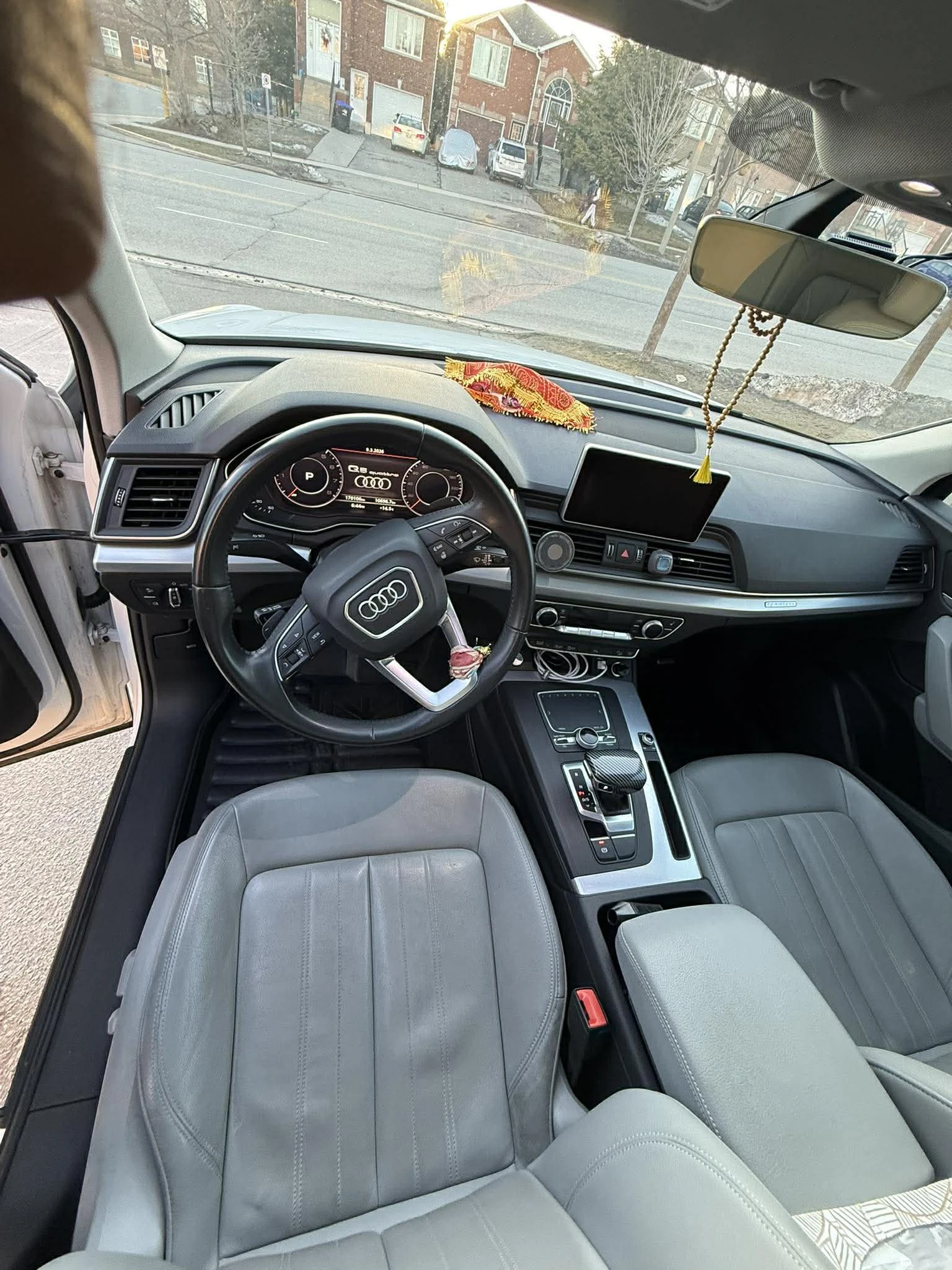 Audi Q5 * Progressiv* ПАНОРАМА* ПОДГРЕВИ* KEYLESS* , снимка 10 - Автомобили и джипове - 53811590