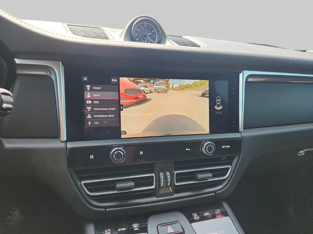 Porsche Macan T AWD* АвтоКредит* (Цена до БГ) , снимка 16 - Автомобили и джипове - 54025739