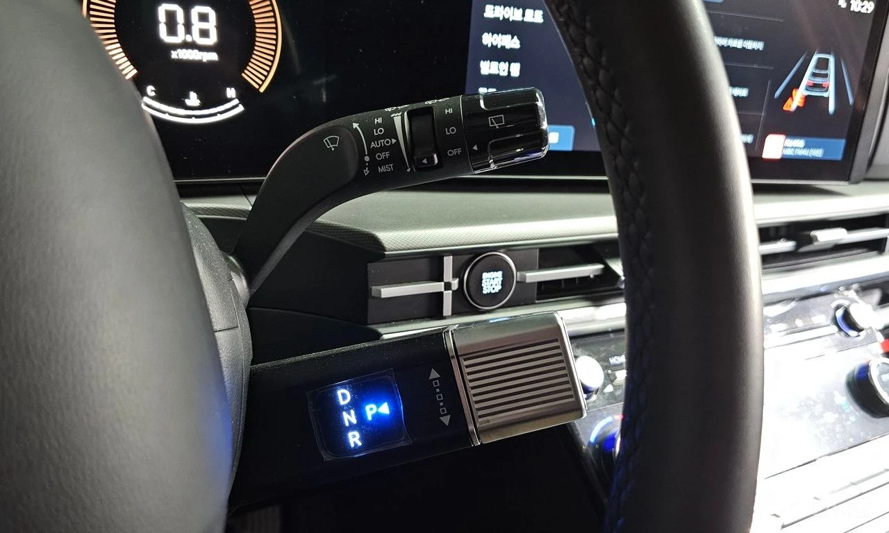 Hyundai Santa fe EXCLUSIVE* ПОДГРЕВ* КАМЕРА* , снимка 16 - Автомобили и джипове - 54296297