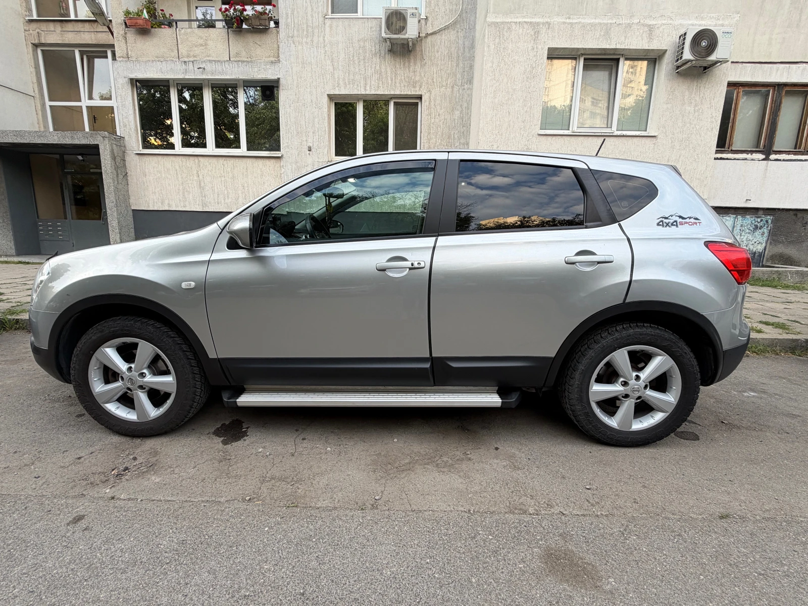 Nissan Qashqai J 10