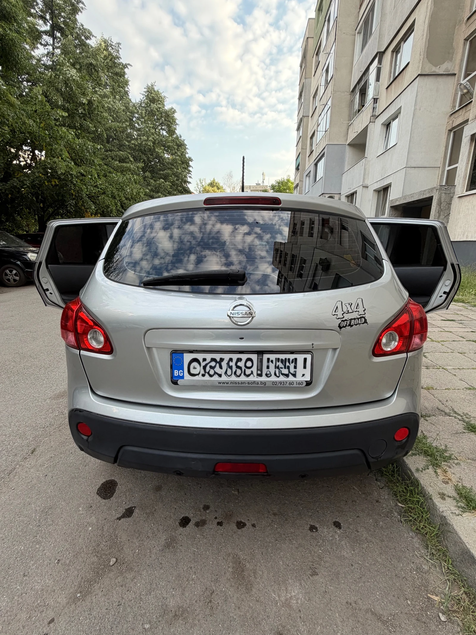 Nissan Qashqai J 10, снимка 3 - Автомобили и джипове - 55600616