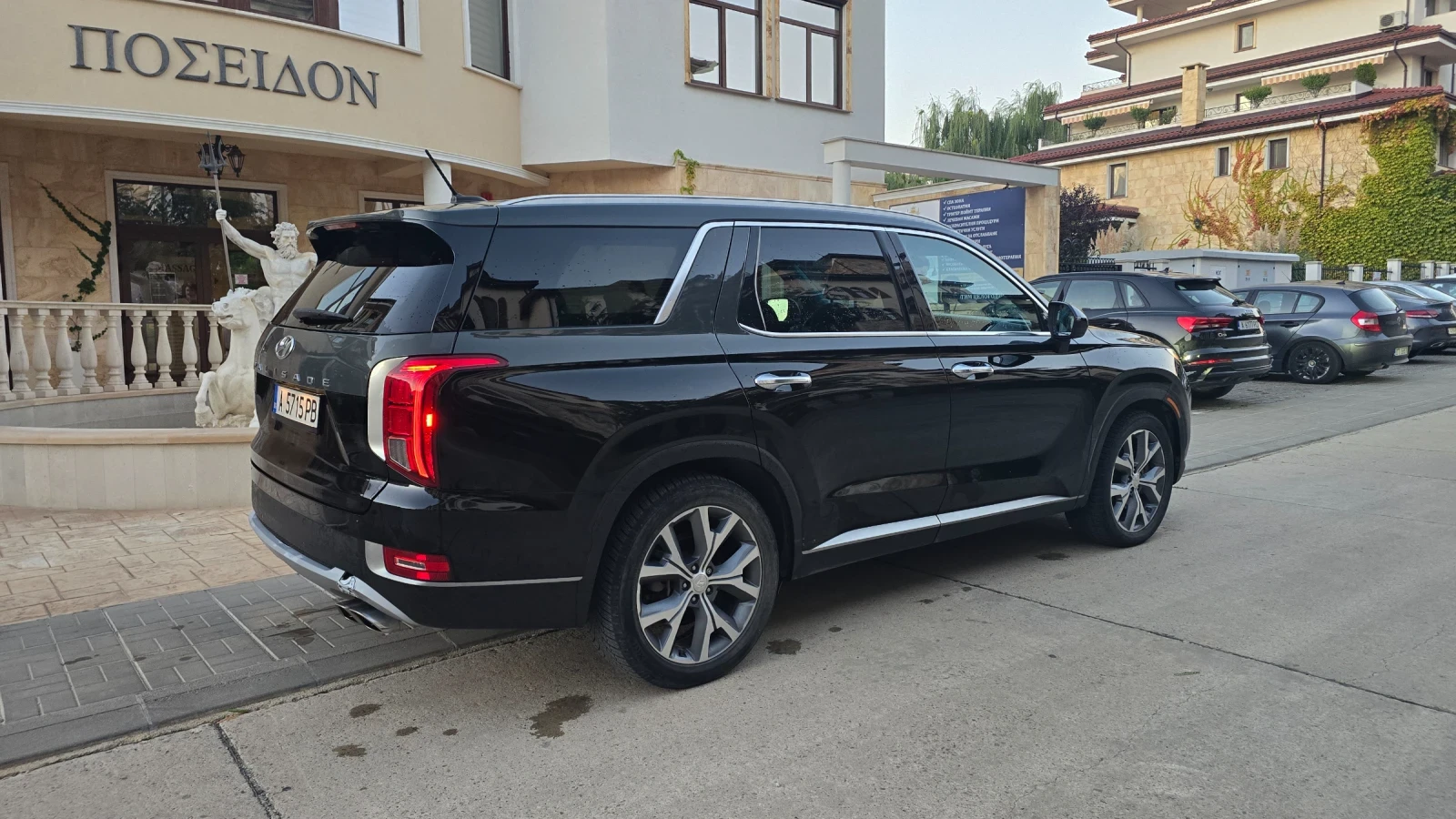 Hyundai Palisade 3.8 бензин, AWD, снимка 4 - Автомобили и джипове - 56298566